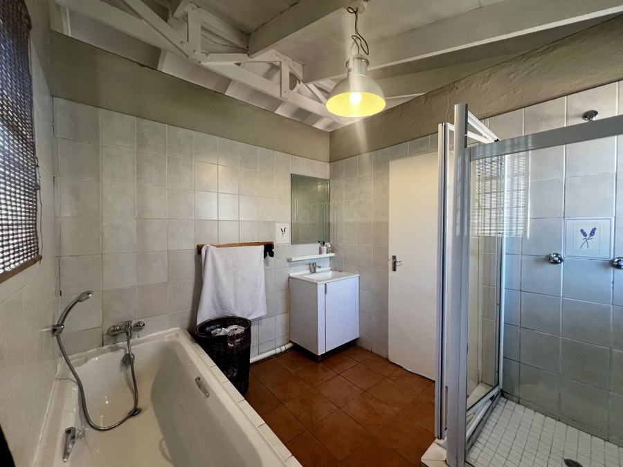 5 Bedroom Property for Sale in Paulshof Gauteng