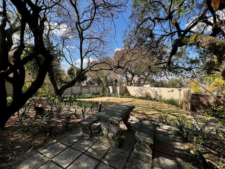 5 Bedroom Property for Sale in Paulshof Gauteng