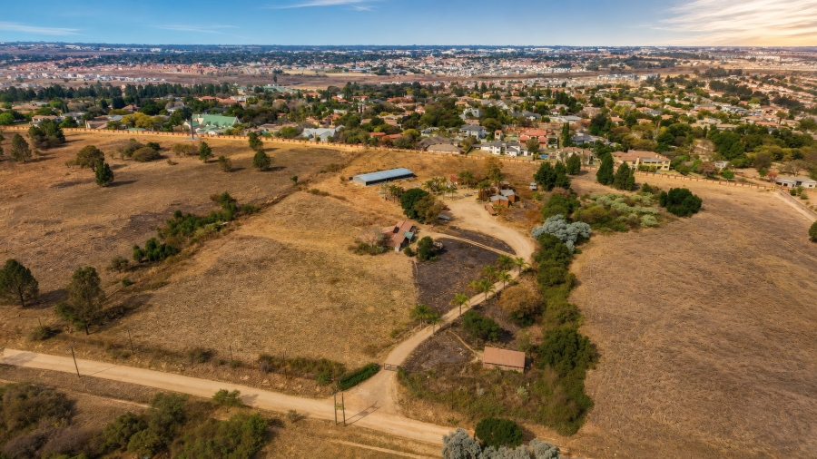 0 Bedroom Property for Sale in Blue Hills AH Gauteng