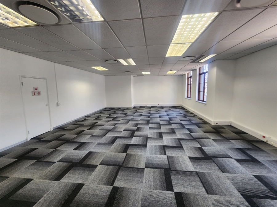 To Let Commercial Property for Rent in Dennehof Gauteng