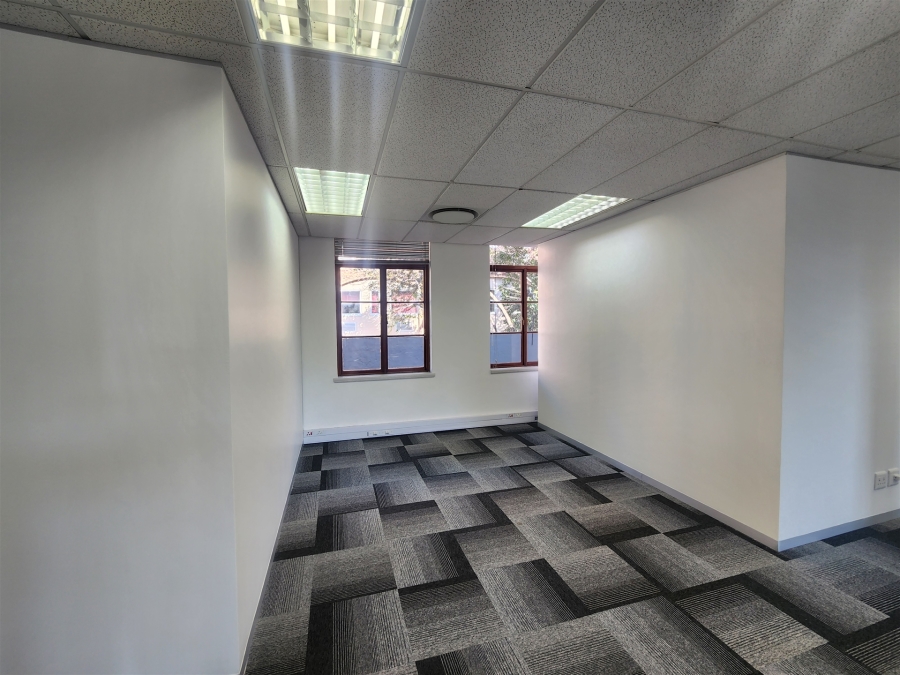 To Let Commercial Property for Rent in Dennehof Gauteng