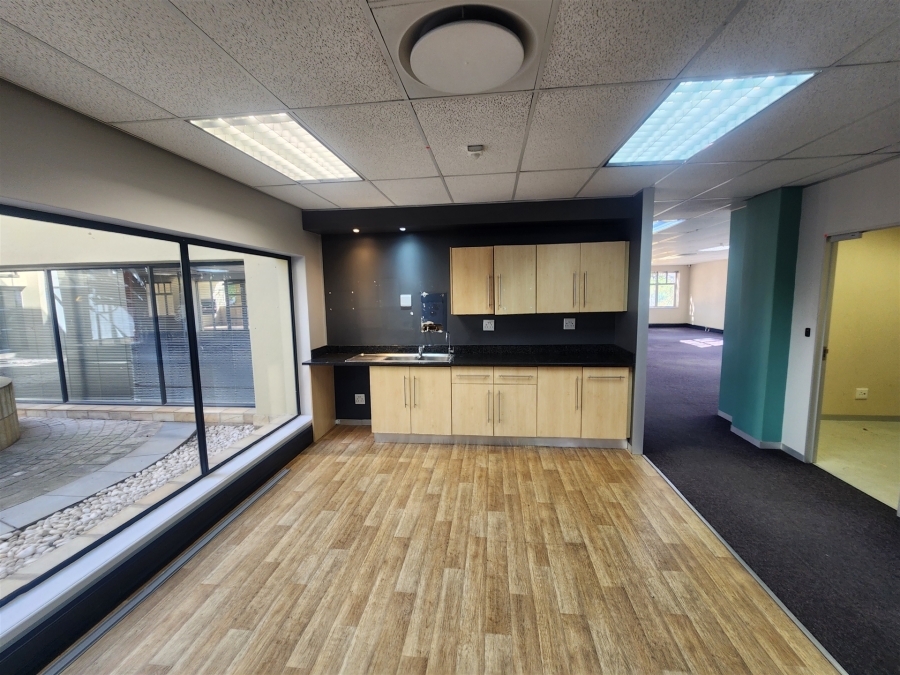 To Let Commercial Property for Rent in Wierda Valley Gauteng
