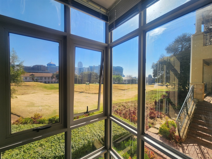 To Let Commercial Property for Rent in Wierda Valley Gauteng