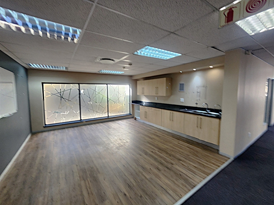 To Let Commercial Property for Rent in Wierda Valley Gauteng