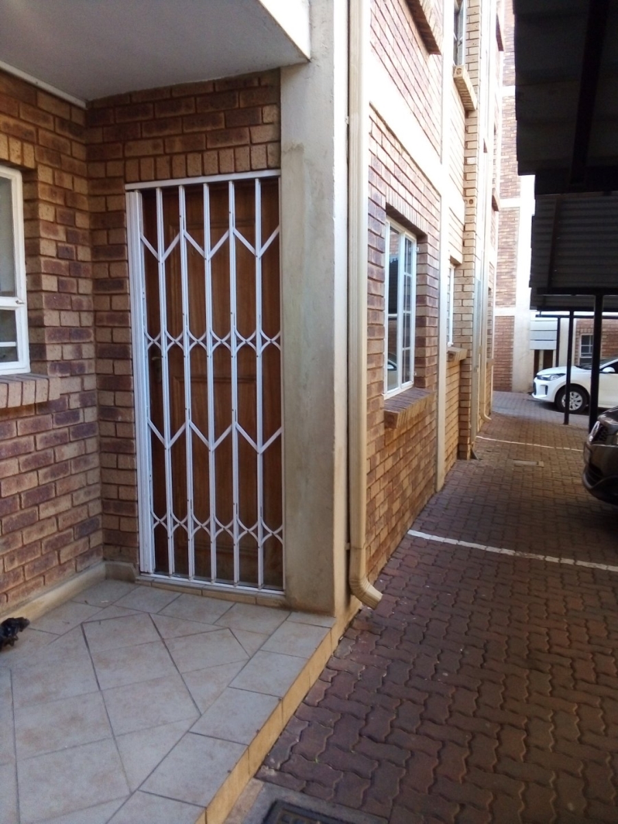 3 Bedroom Property for Sale in Doreg A H Gauteng