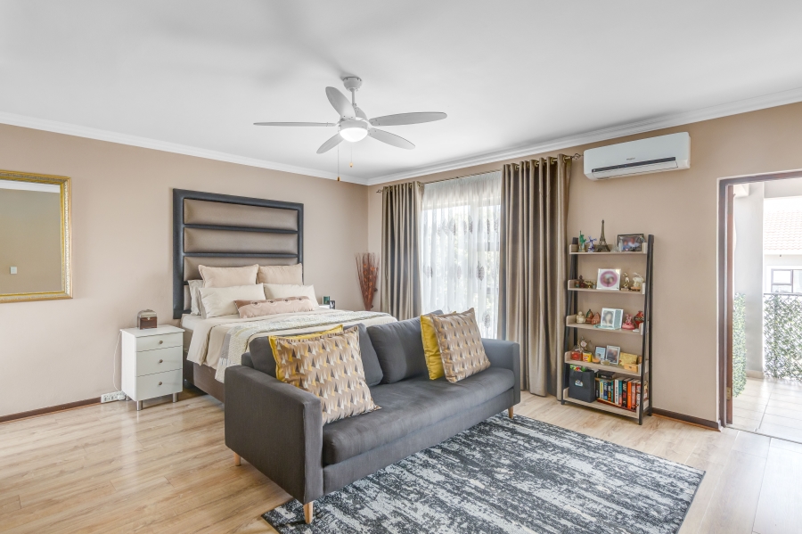 3 Bedroom Property for Sale in Barbeque Downs Gauteng