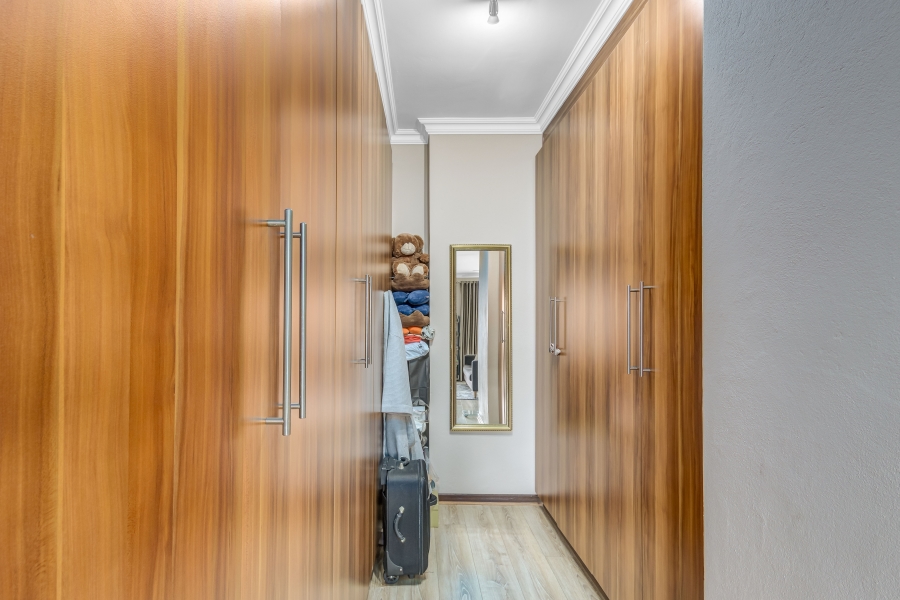 3 Bedroom Property for Sale in Barbeque Downs Gauteng
