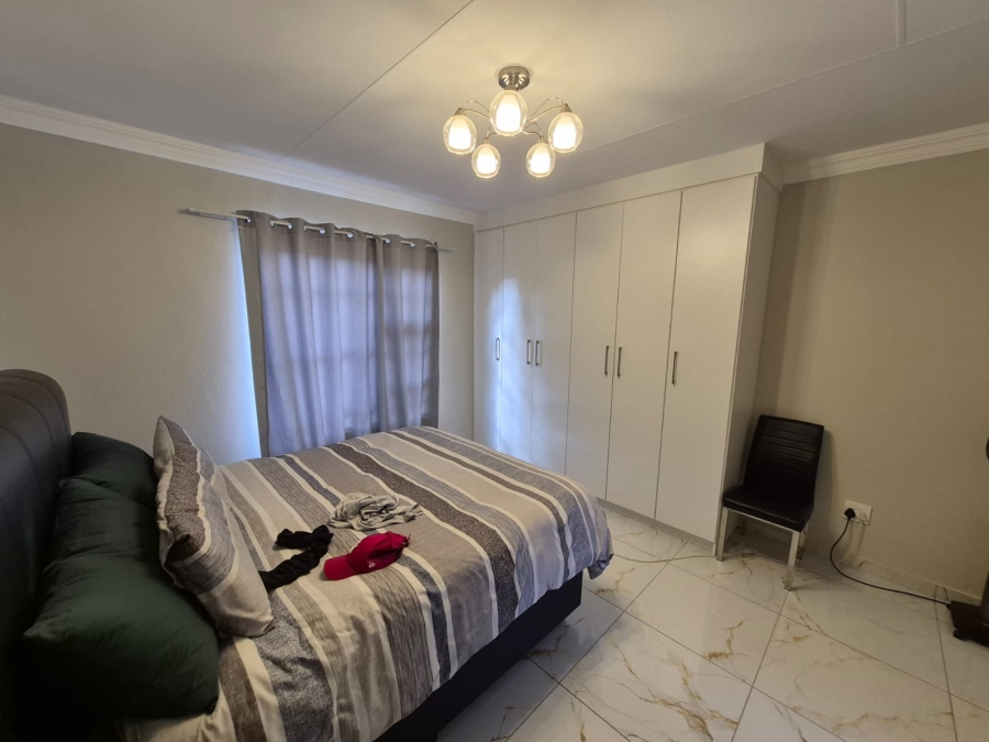 To Let 3 Bedroom Property for Rent in Heatherdale AH Gauteng