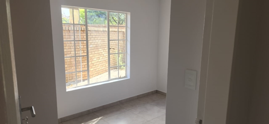 3 Bedroom Property for Sale in Sinoville Gauteng