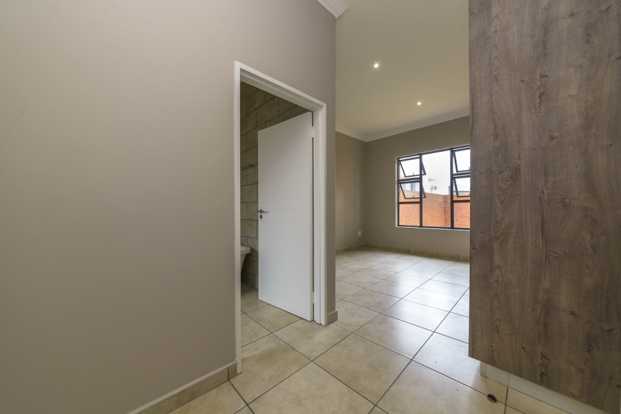 3 Bedroom Property for Sale in Six Fountains Residential Estate Gauteng