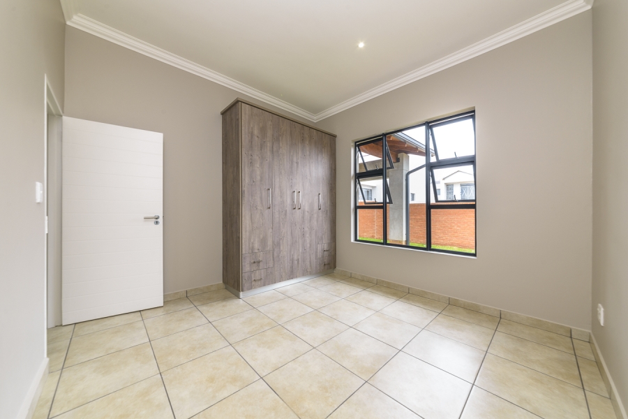 3 Bedroom Property for Sale in Six Fountains Residential Estate Gauteng