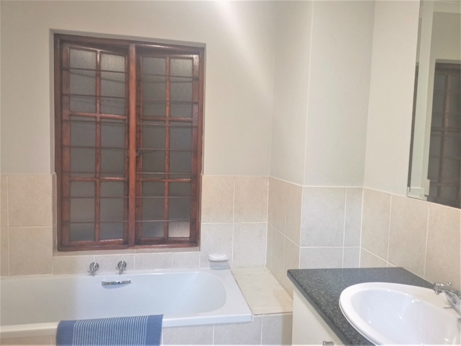 1 Bedroom Property for Sale in Rivonia Gauteng