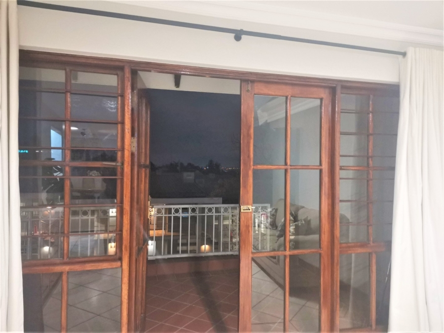 1 Bedroom Property for Sale in Rivonia Gauteng