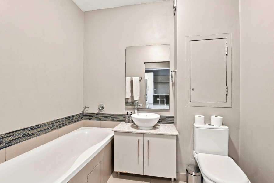 2 Bedroom Property for Sale in Bryanston Gauteng
