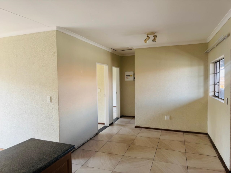To Let 2 Bedroom Property for Rent in Halfway Gardens Gauteng