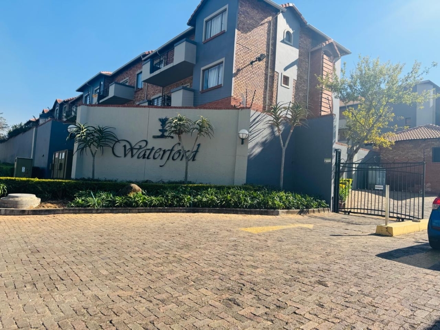To Let 2 Bedroom Property for Rent in Halfway Gardens Gauteng