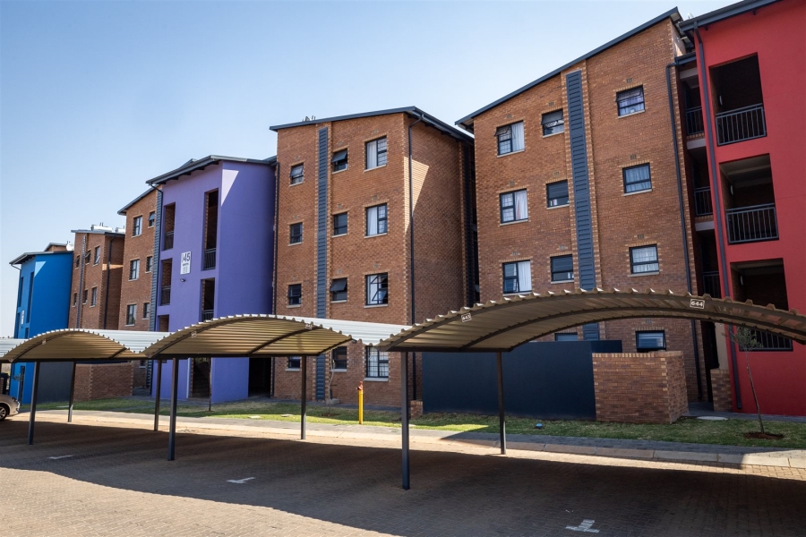 To Let 2 Bedroom Property for Rent in Pretorius Park Gauteng
