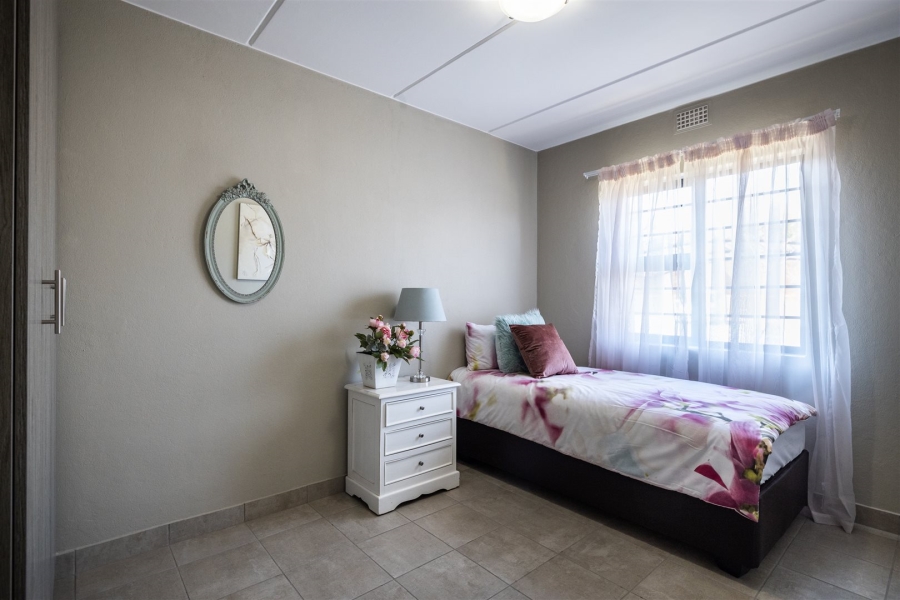 To Let 2 Bedroom Property for Rent in Pretorius Park Gauteng