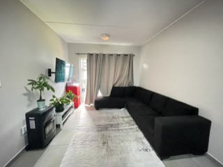2 Bedroom Property for Sale in Vorna Valley Gauteng