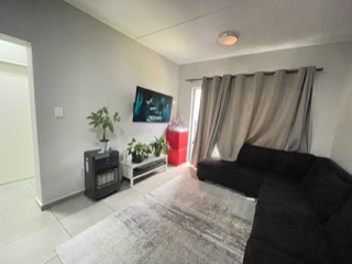 2 Bedroom Property for Sale in Vorna Valley Gauteng