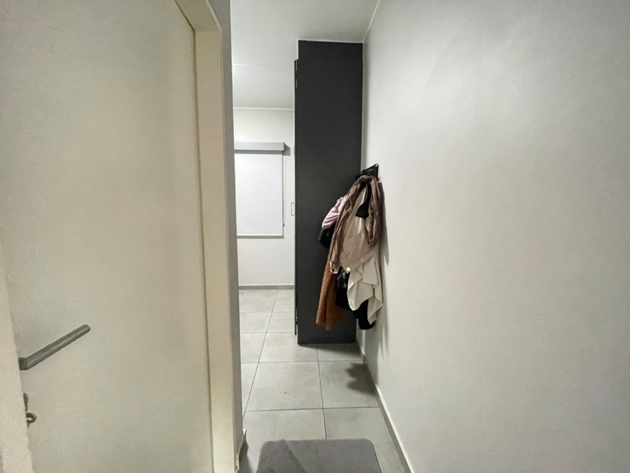 2 Bedroom Property for Sale in Vorna Valley Gauteng