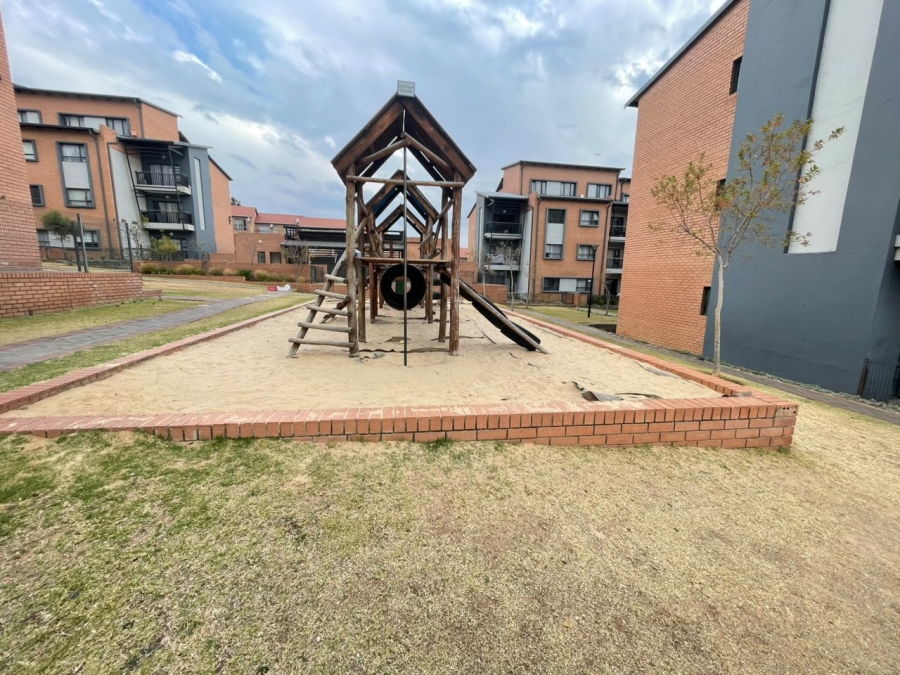 2 Bedroom Property for Sale in Vorna Valley Gauteng