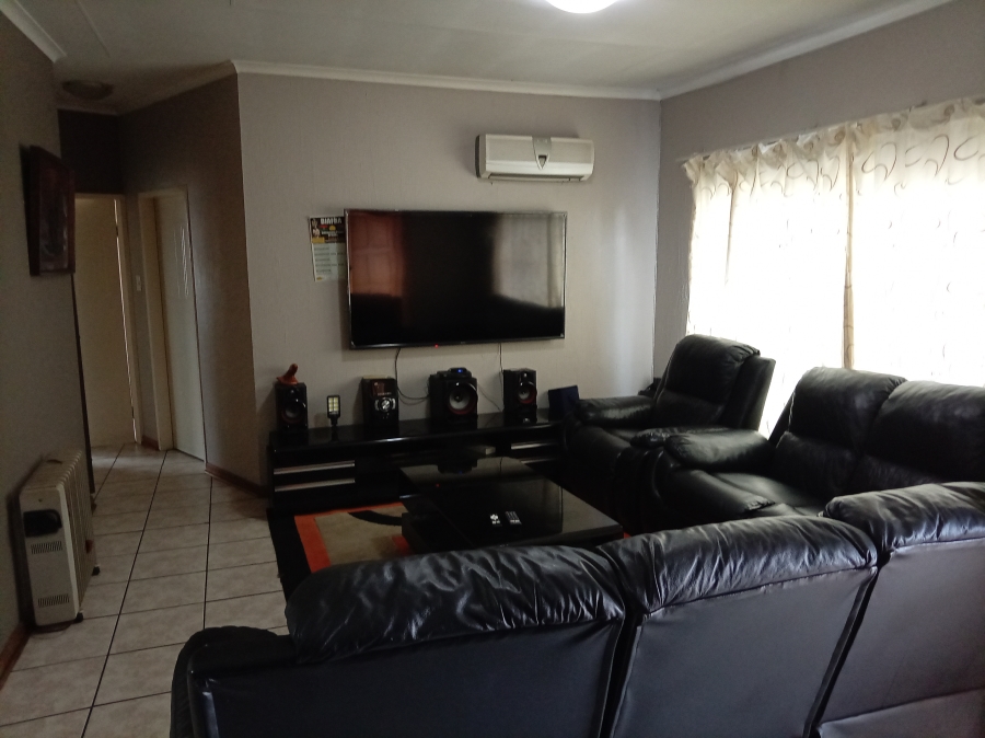 3 Bedroom Property for Sale in Vanderbijlpark CE 2 Gauteng