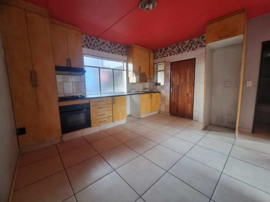 2 Bedroom Property for Sale in Fleurhof Gauteng