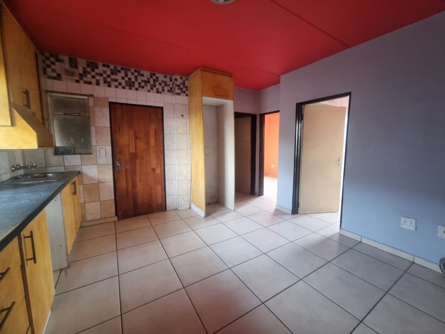 2 Bedroom Property for Sale in Fleurhof Gauteng