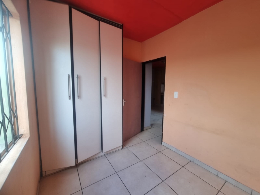 2 Bedroom Property for Sale in Fleurhof Gauteng