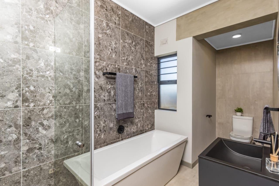 4 Bedroom Property for Sale in Kya Sands Gauteng