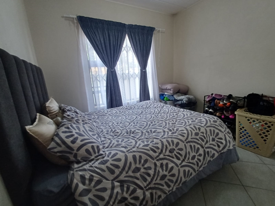 2 Bedroom Property for Sale in Witpoortjie Gauteng