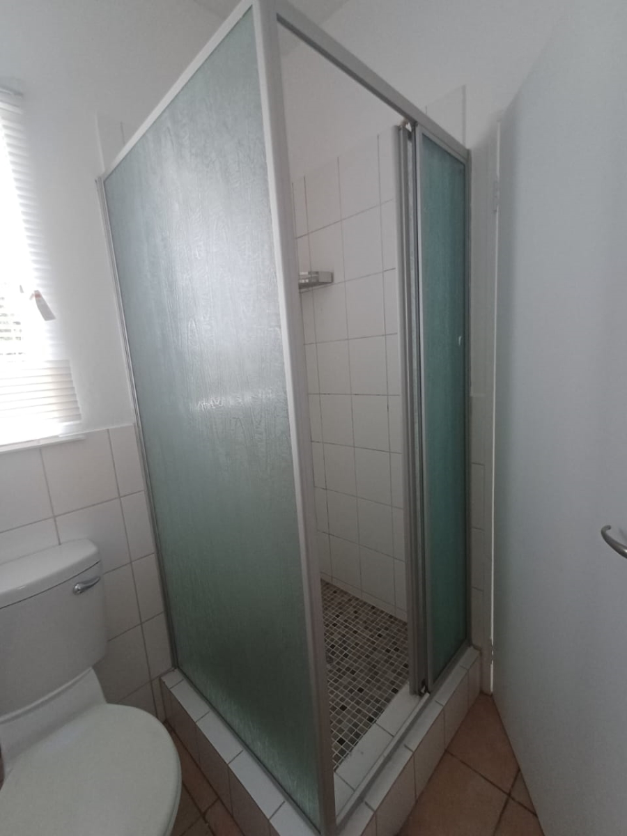 1 Bedroom Property for Sale in Ferndale Gauteng