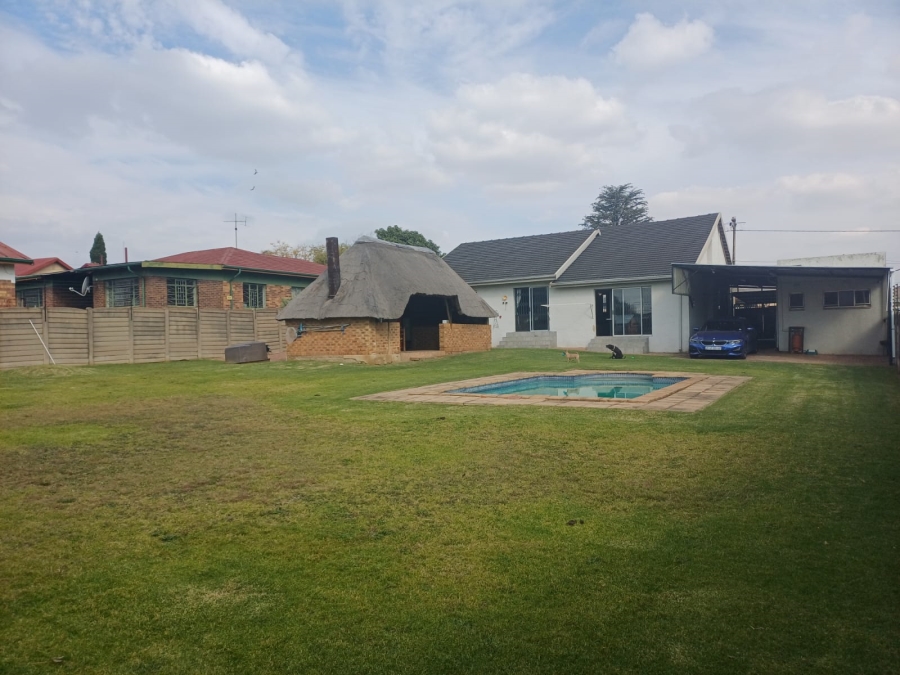 3 Bedroom Property for Sale in Mindalore Gauteng