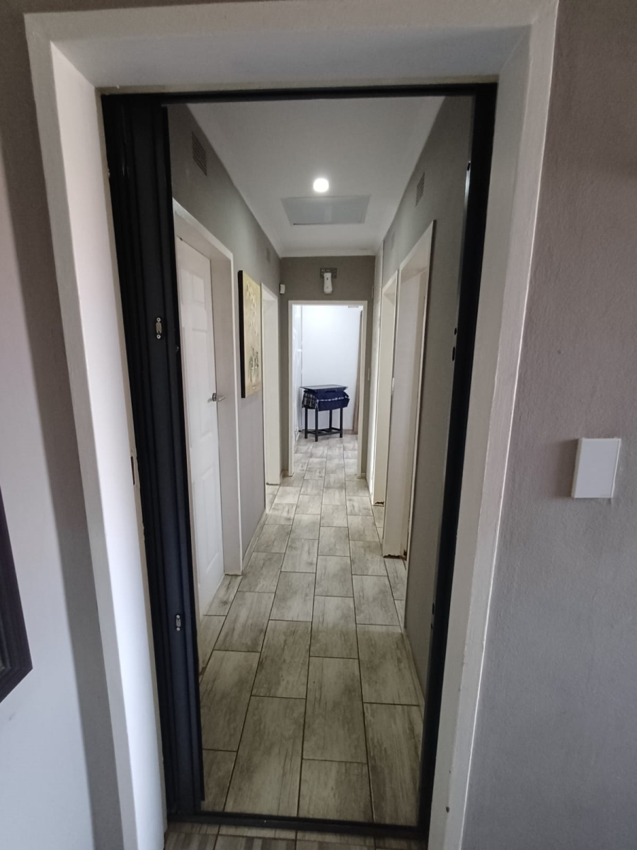 3 Bedroom Property for Sale in Mindalore Gauteng