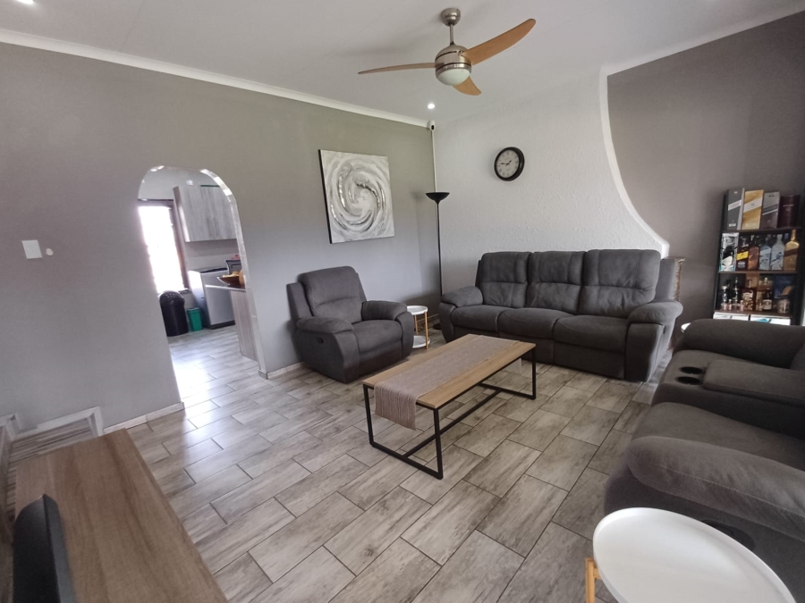 3 Bedroom Property for Sale in Mindalore Gauteng