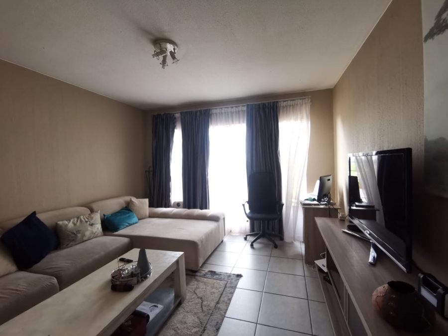 3 Bedroom Property for Sale in Radiokop Gauteng