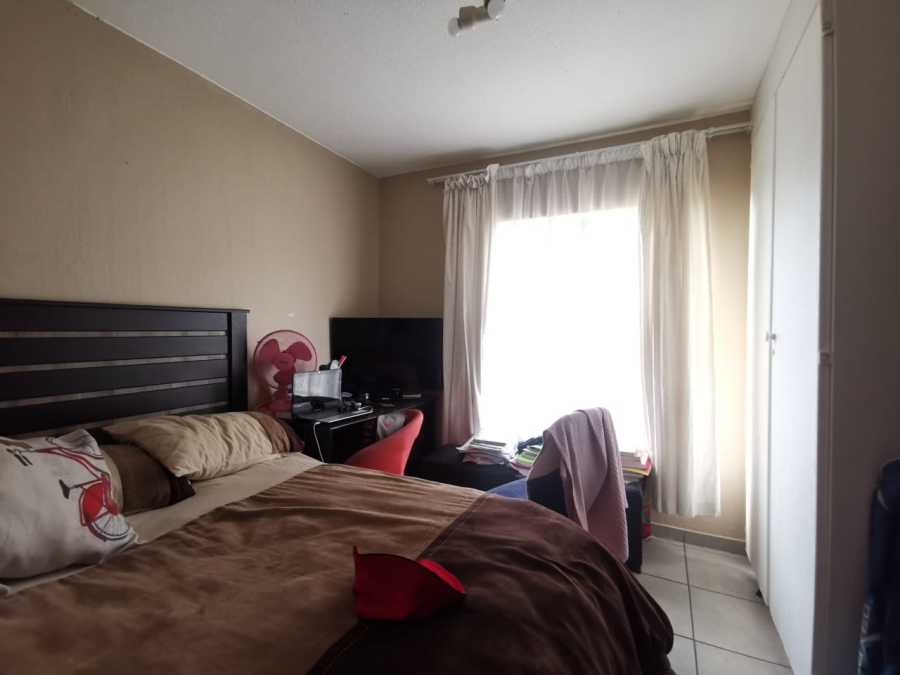 3 Bedroom Property for Sale in Radiokop Gauteng