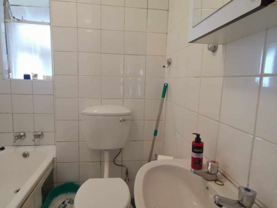 3 Bedroom Property for Sale in Radiokop Gauteng