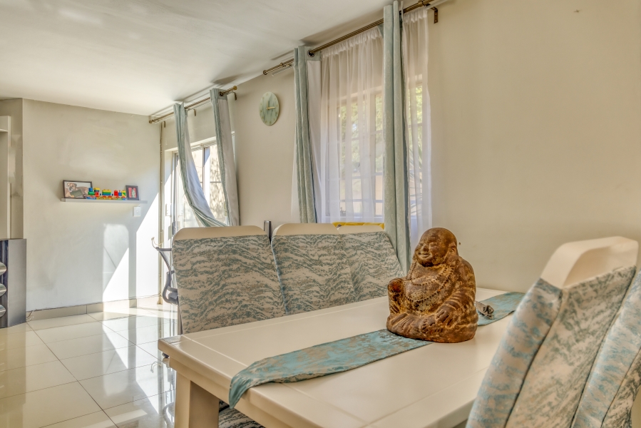 To Let 3 Bedroom Property for Rent in North Riding Gauteng
