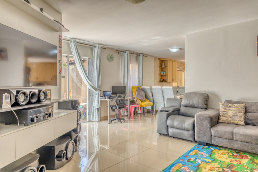 To Let 3 Bedroom Property for Rent in North Riding Gauteng