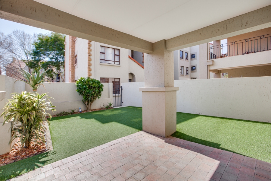 2 Bedroom Property for Sale in Lonehill Gauteng