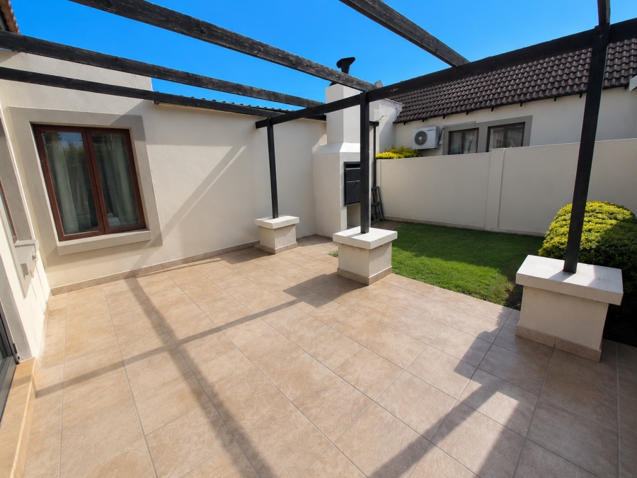 To Let 3 Bedroom Property for Rent in Witkoppen Gauteng