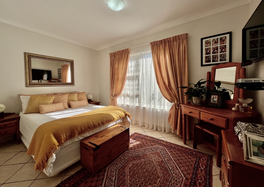 To Let 2 Bedroom Property for Rent in Leeuwenhof Estate Gauteng