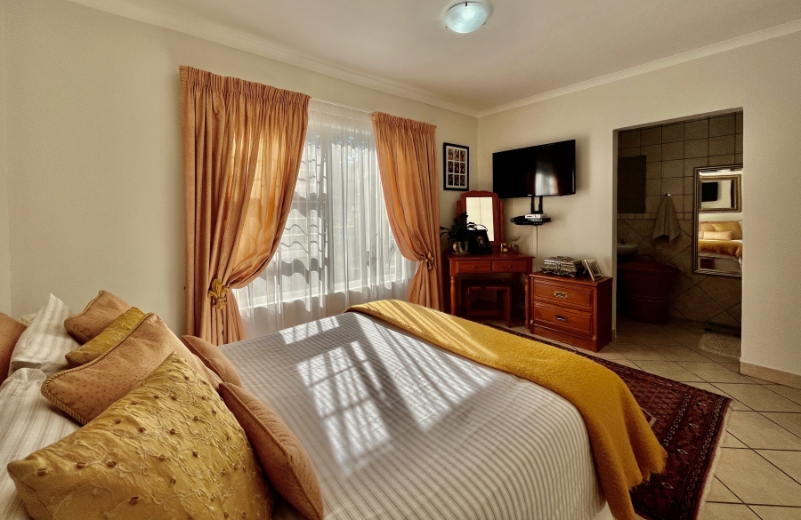 To Let 2 Bedroom Property for Rent in Leeuwenhof Estate Gauteng