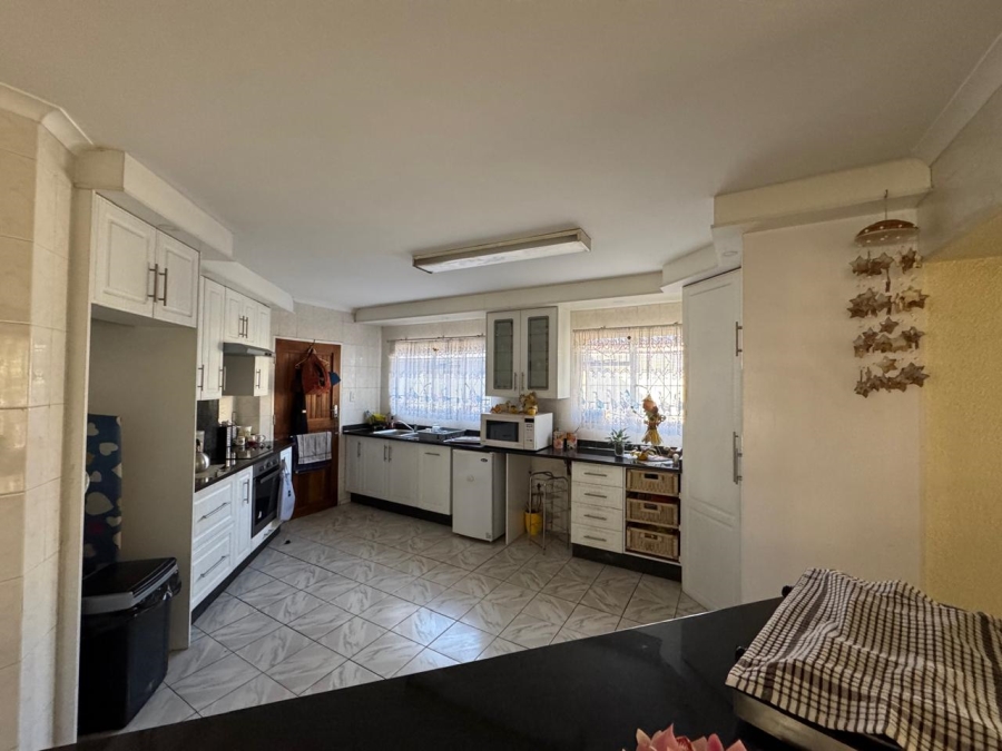 To Let 3 Bedroom Property for Rent in Elandspark Gauteng