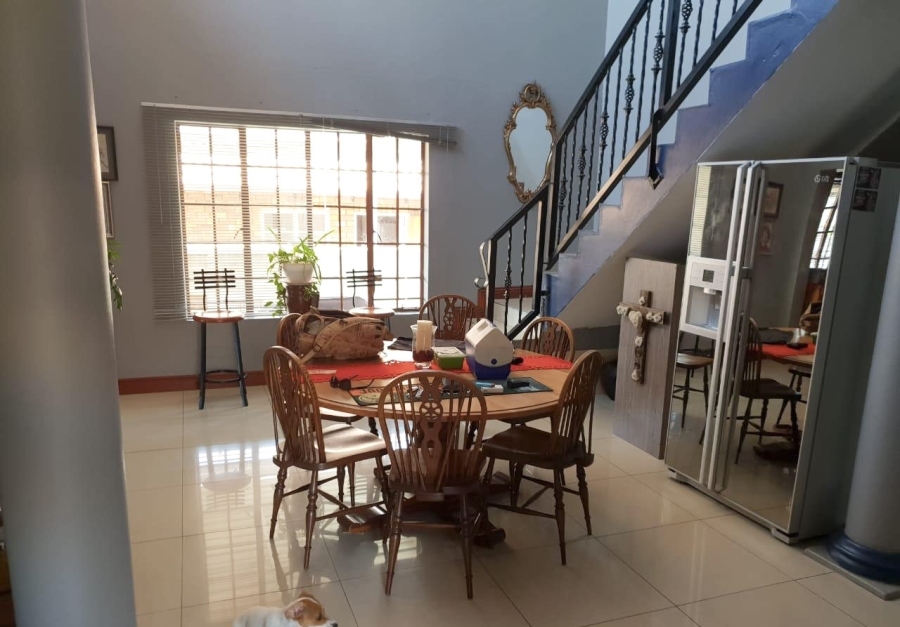 To Let 5 Bedroom Property for Rent in Rooihuiskraal North Gauteng
