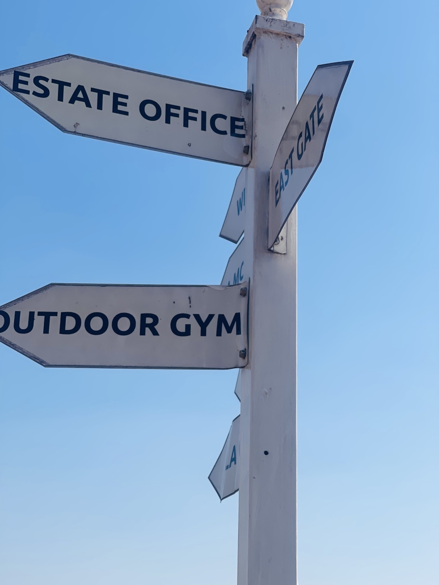 5 Bedroom Property for Sale in Rooihuiskraal North Gauteng