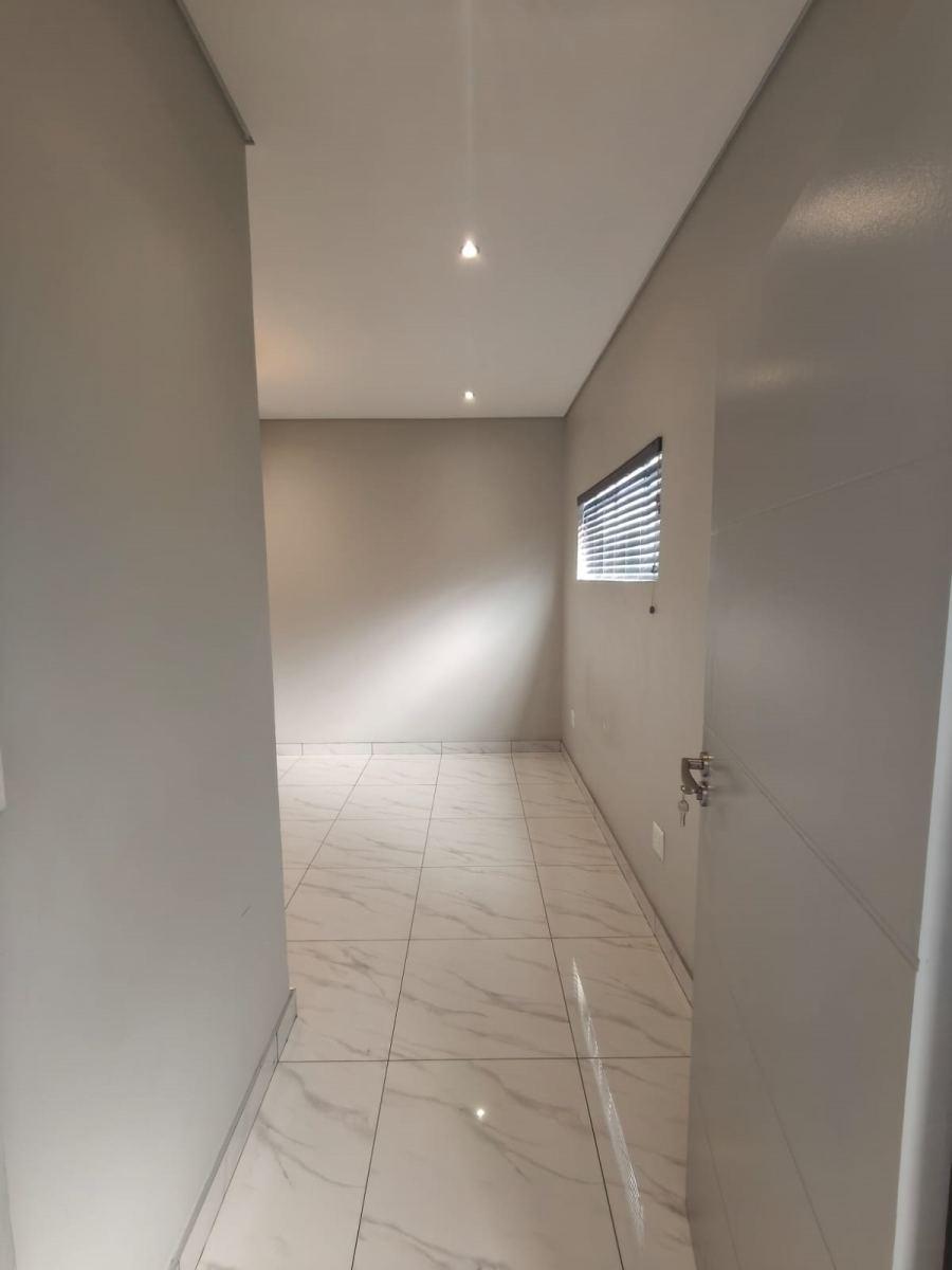 To Let 1 Bedroom Property for Rent in Erasmia Gauteng