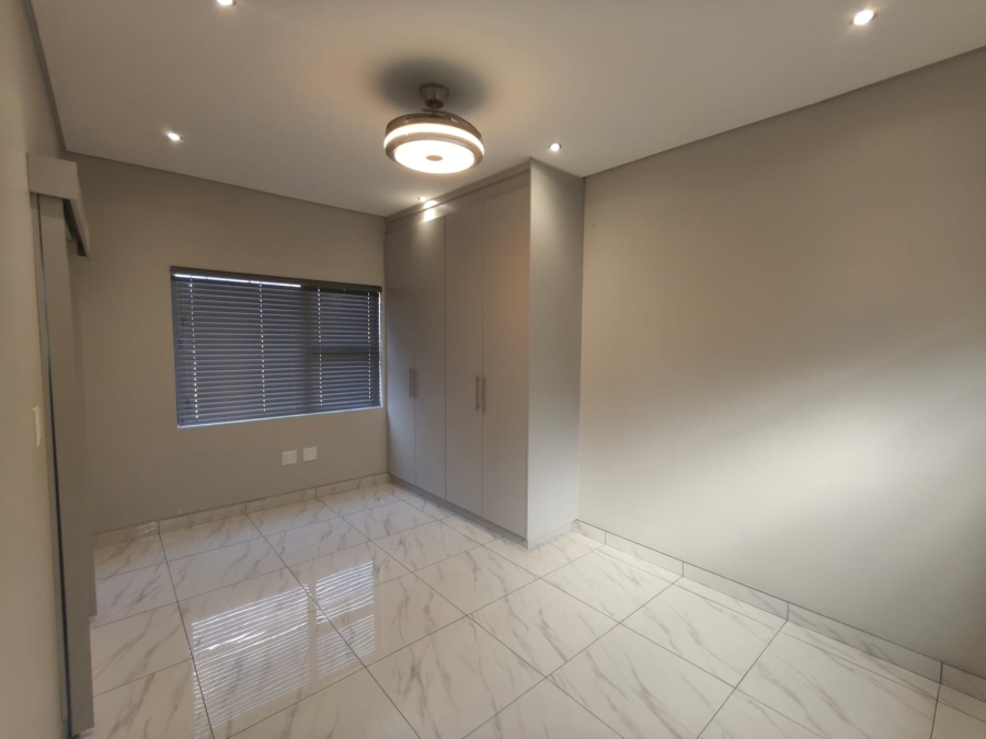To Let 1 Bedroom Property for Rent in Erasmia Gauteng